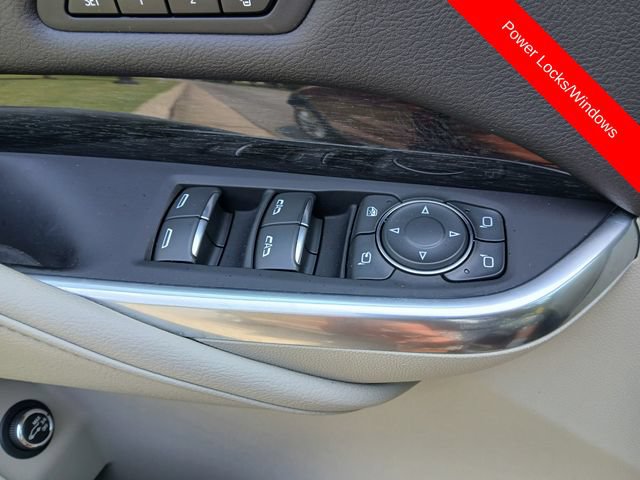 Used 2020 Cadillac XT4 Premium Luxury w/ Cold Weather Package FWD image 33