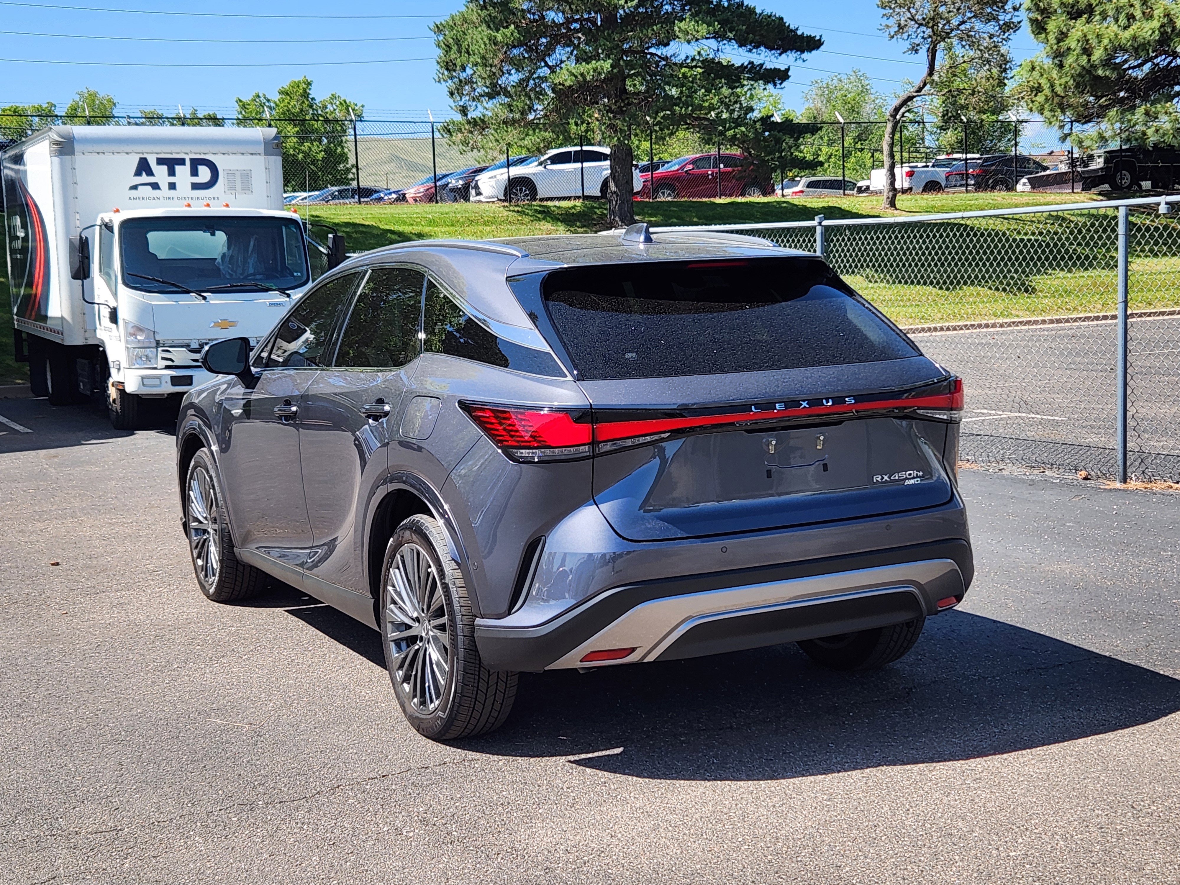 Used 2025 Lexus RX 450h AWD w/ Convenience Package image 3