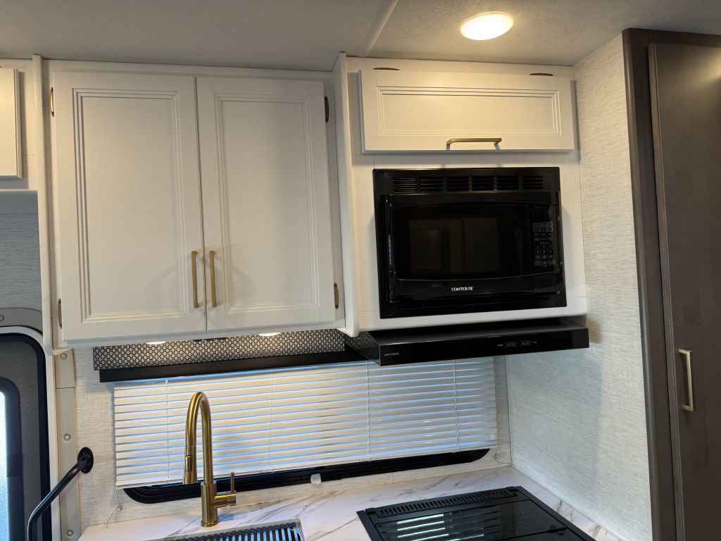 Used 2024 Ford E-350 and Econoline 350 Super Duty w/ Motorhome Prep Package image 50