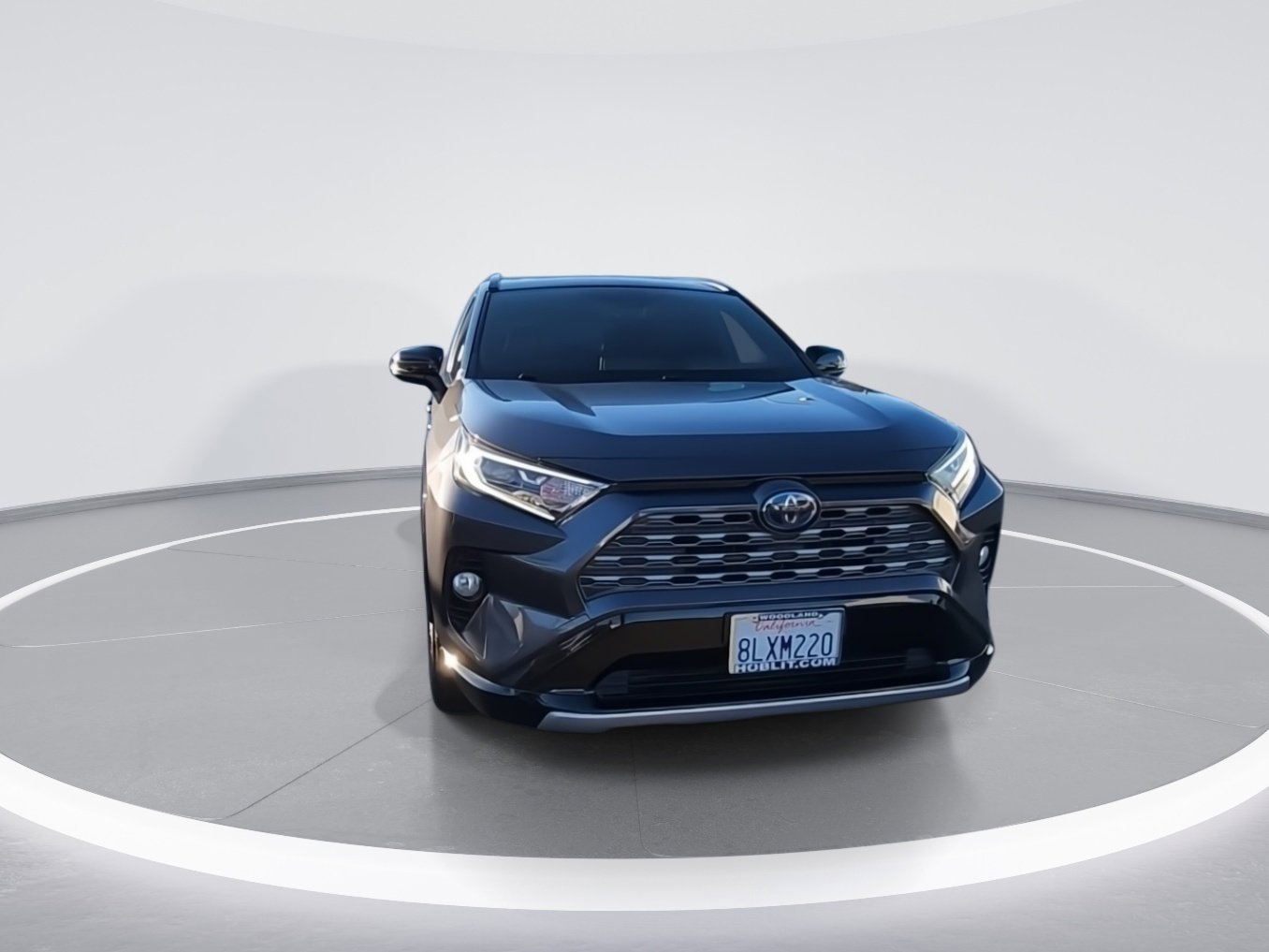 Used 2019 Toyota RAV4 XSE image 3