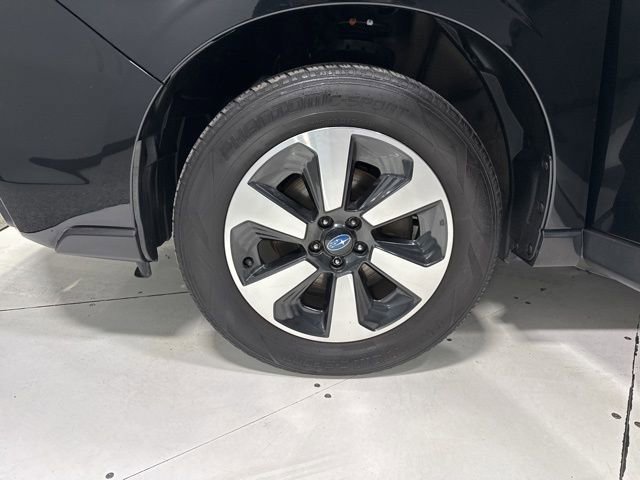 Used 2018 Subaru Forester 2.5i w/ Alloy Wheel Package AWD/4WD image 4