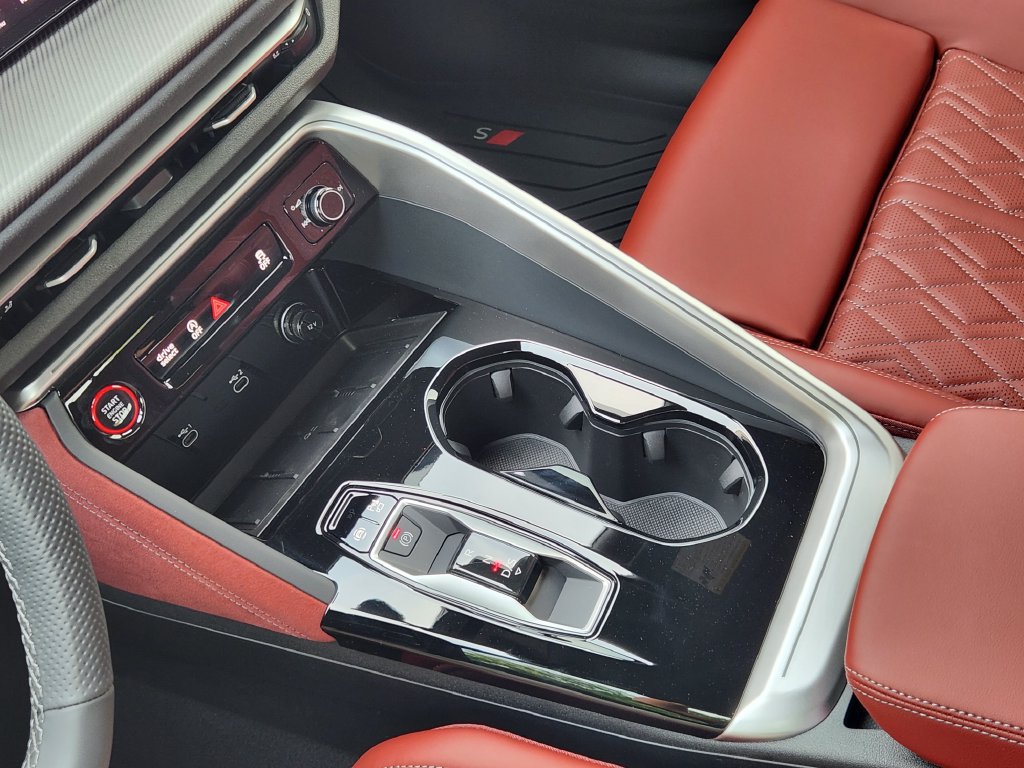 New 2026 Audi SQ5 Prestige AWD/4WD image 23