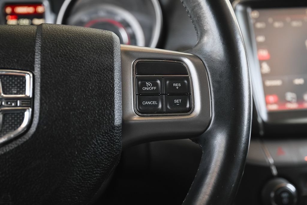 Used 2018 Dodge Journey Crossroad FWD image 25