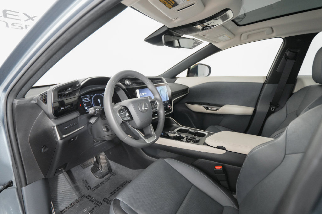Certified 2024 Lexus RZ 300e Premium w/ Accessory Package (Z1) FWD image 10