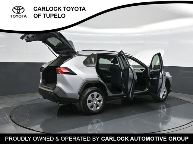 Used 2020 Toyota RAV4 LE image 46