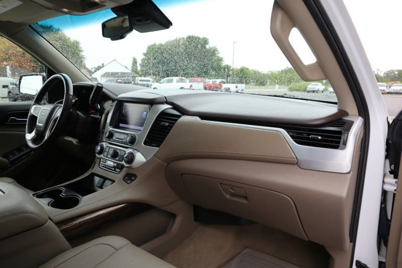 Used 2017 GMC Yukon SLT w/ Open Road Package image 24
