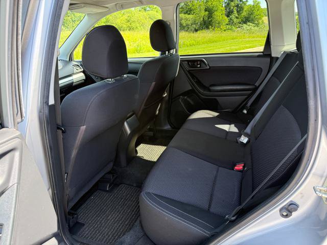 Used 2017 Subaru Forester 2.5i Premium AWD/4WD image 14
