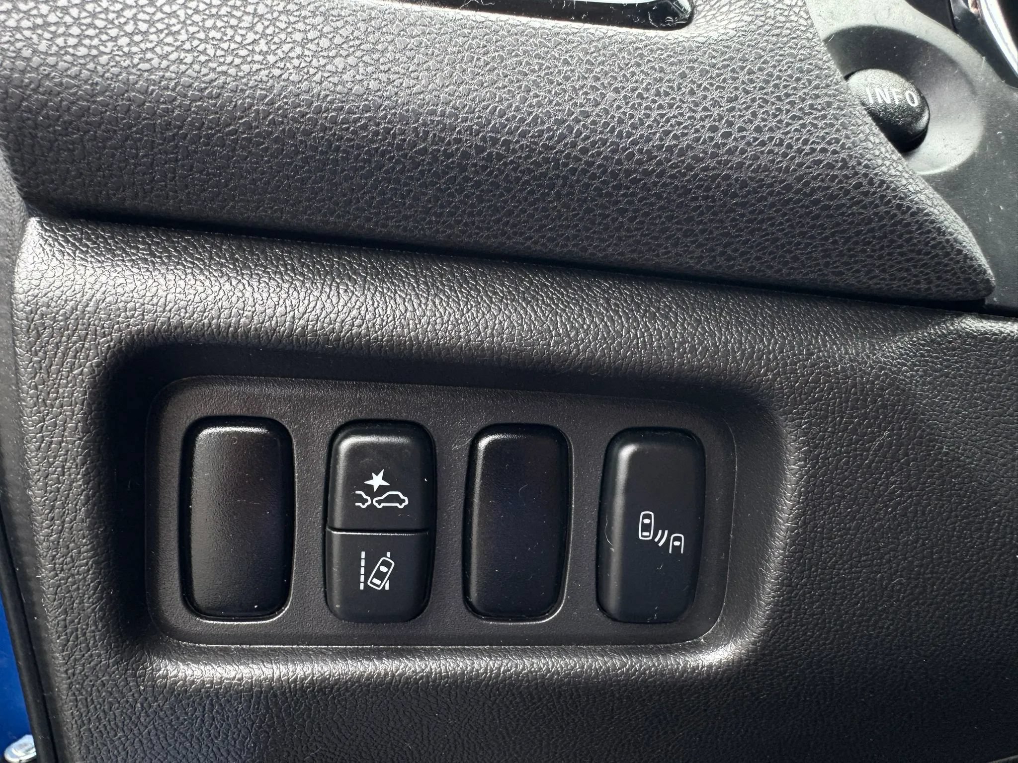 Used 2020 Mitsubishi Outlander Sport SE AWD/4WD image 17