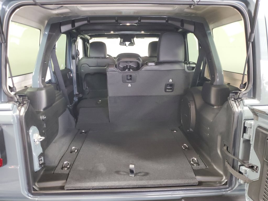 New 2026 Jeep Wrangler Unlimited Rubicon AWD/4WD image 25