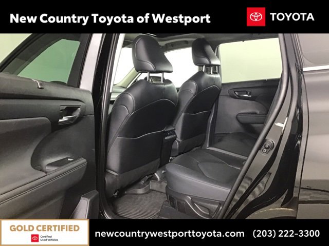 Certified 2022 Toyota Highlander XLE image 20