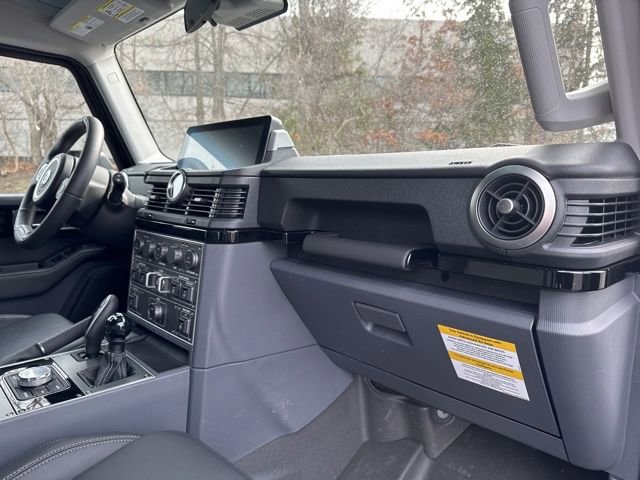 Used 2025 INEOS Grenadier Fieldmaster Edition AWD/4WD image 35