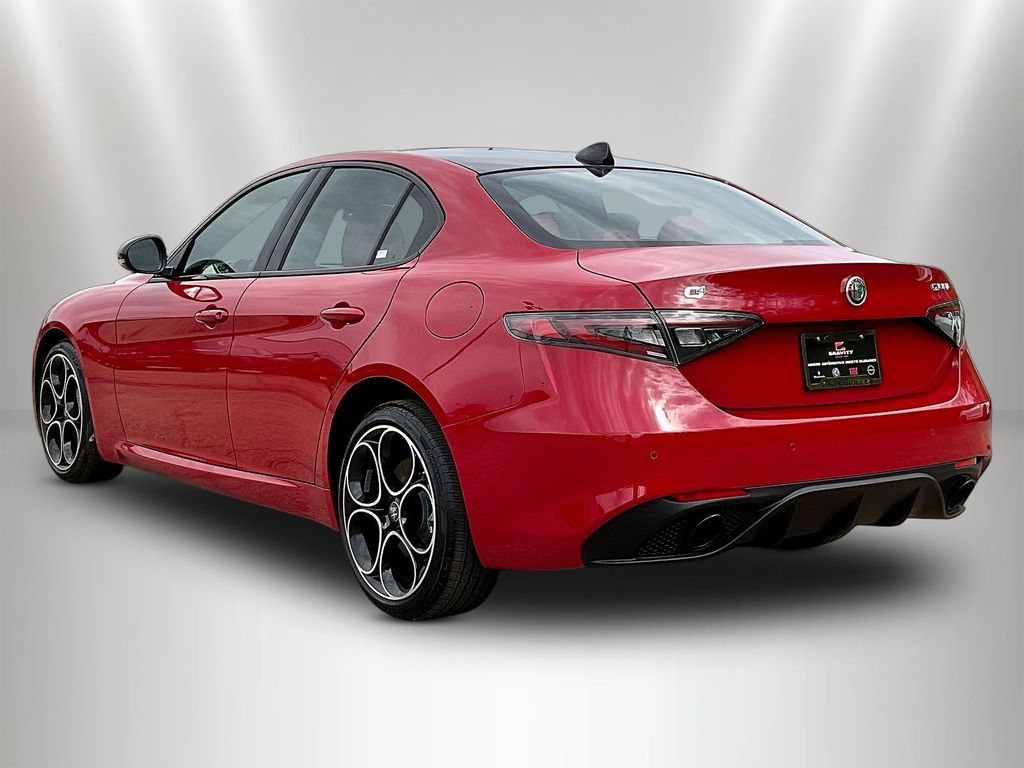 New 2025 Alfa Romeo Giulia AWD w/ Driving Assist Package image 3