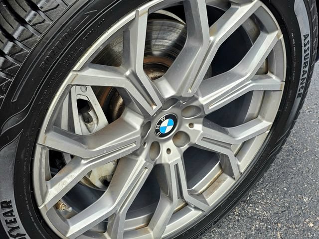Used 2024 BMW X7 xDrive40i w/ Executive Package AWD/4WD image 6