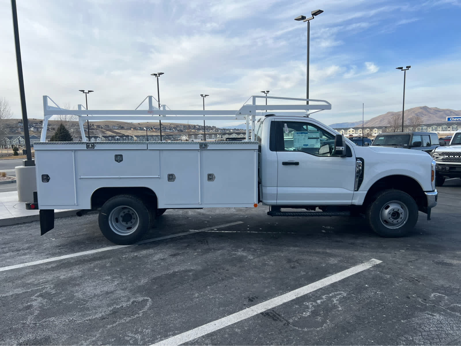 New 2025 Ford F350 XL w/ XL Chrome Package AWD/4WD image 6