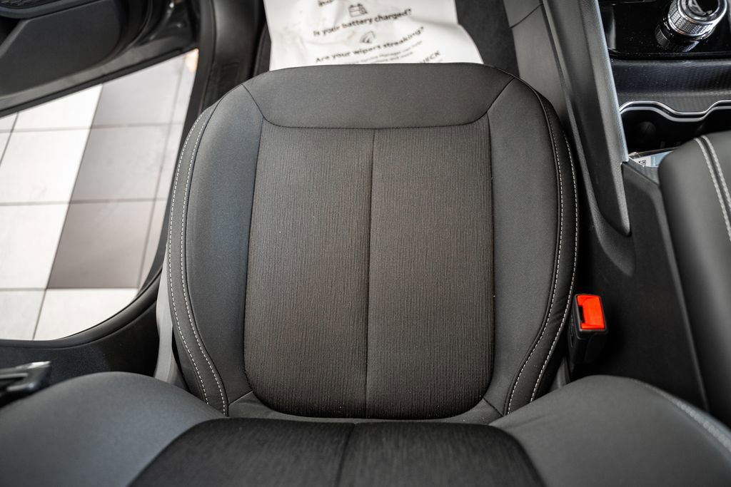 New 2025 Jeep Grand Cherokee Laredo X w/ Luxury Tech Group I image 29