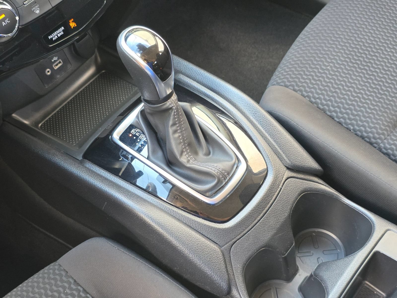Used 2022 Nissan Rogue Sport S FWD image 22
