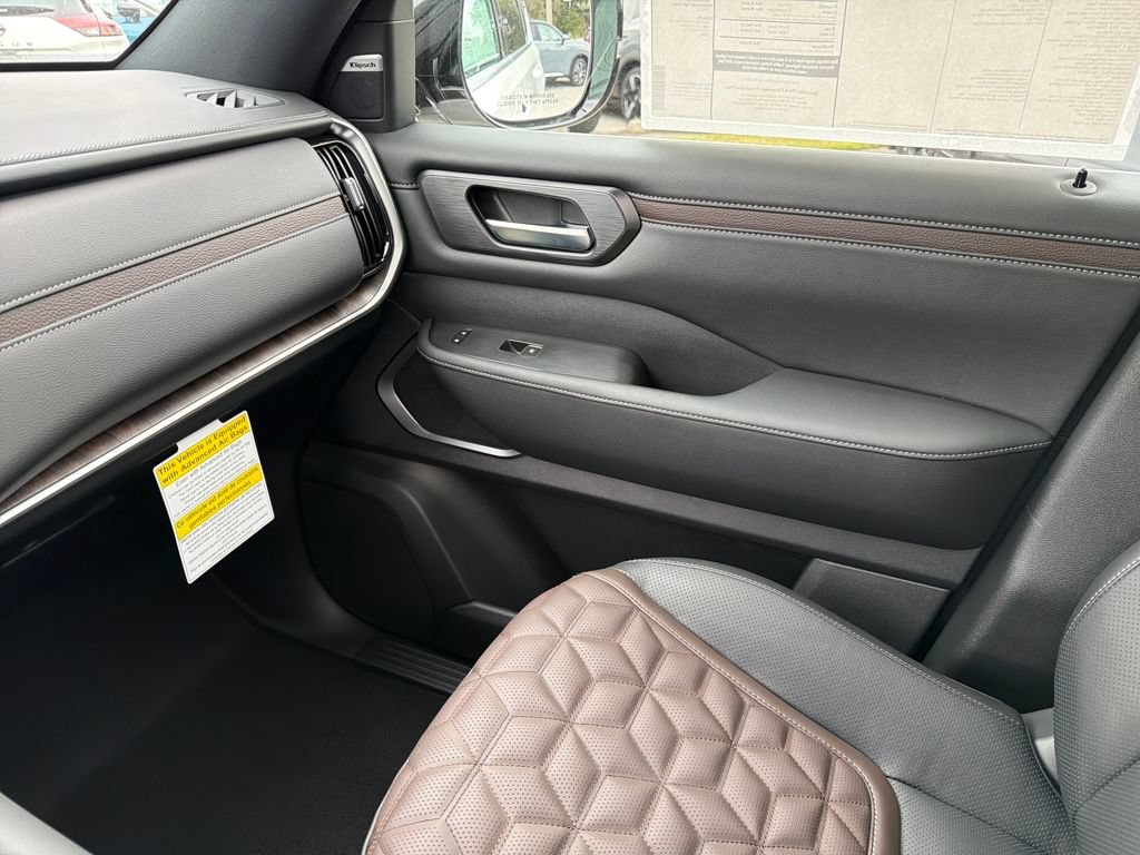New 2026 Nissan Armada Platinum RWD image 29