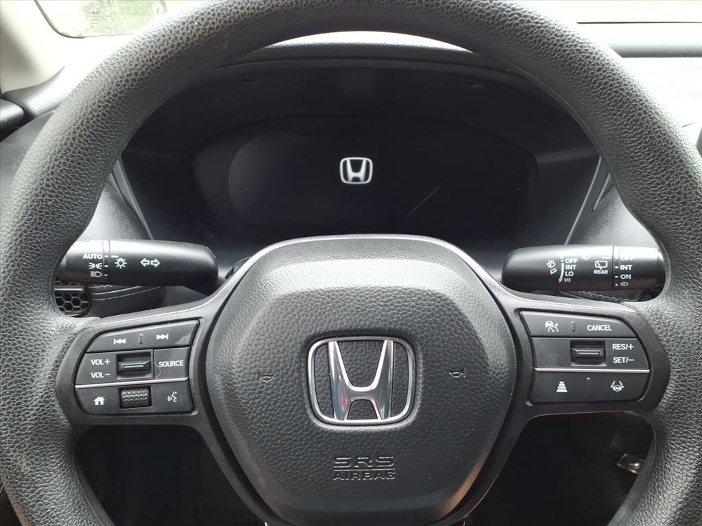 Used 2025 Honda HR-V LX image 12