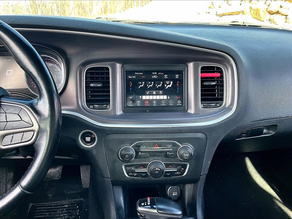 Used 2021 Dodge Charger SXT w/ Leather Interior Group image 28