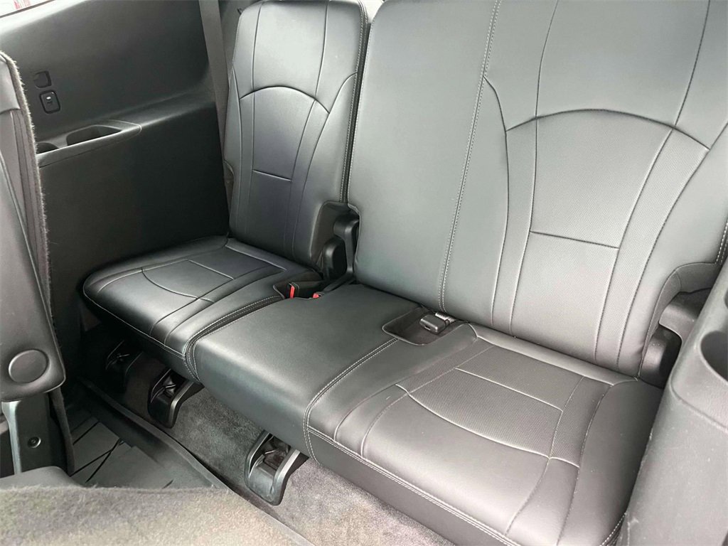 Used 2020 Buick Enclave Avenir w/ Avenir Technology Package image 17