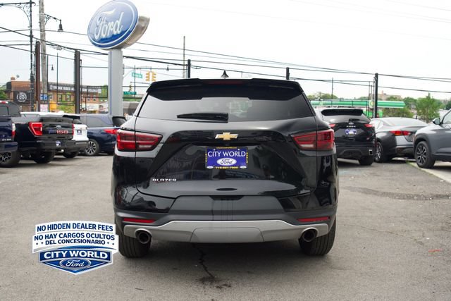 Used 2025 Chevrolet Blazer LT FWD image 4