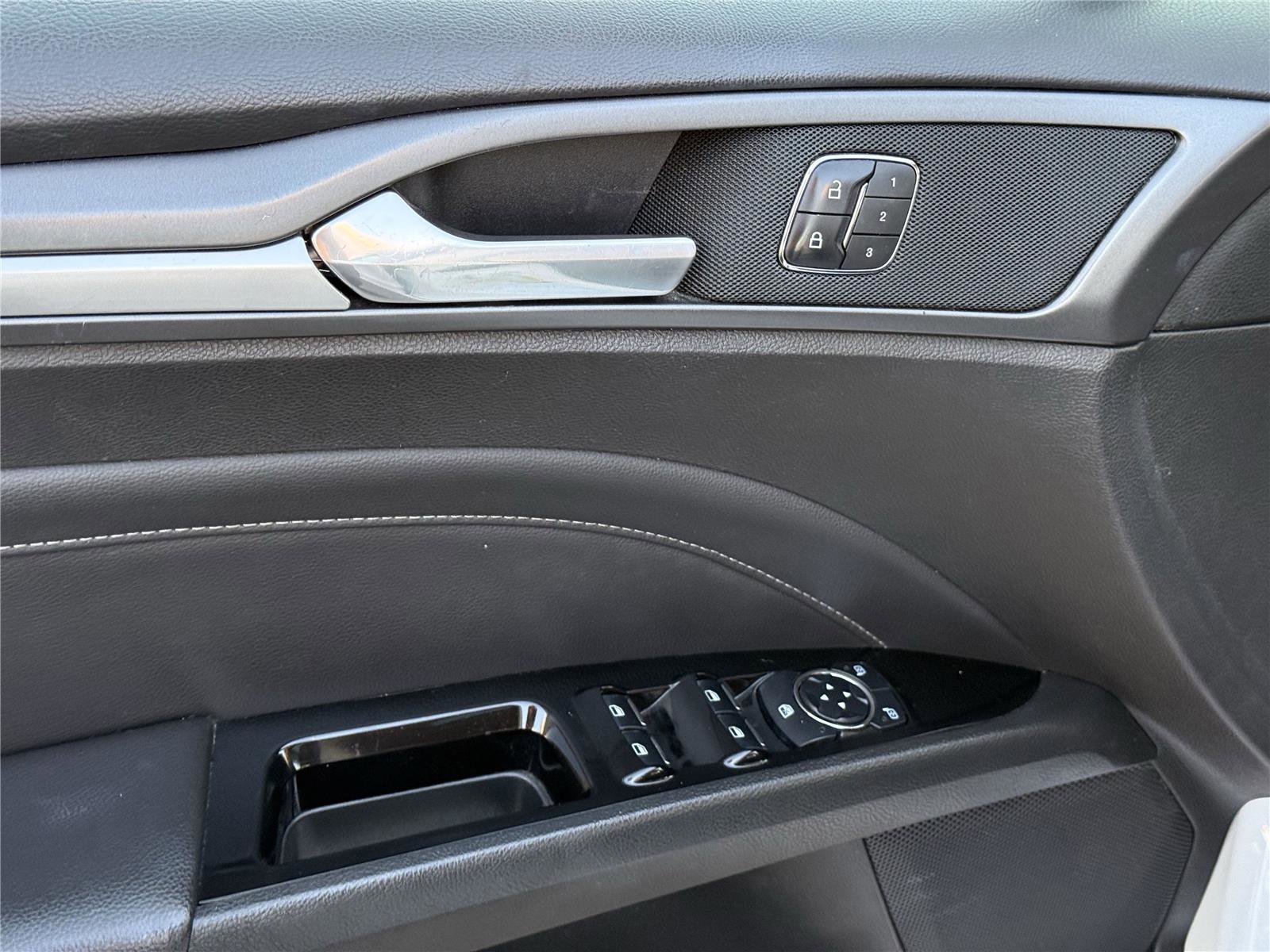 Used 2013 Ford Fusion Energi Titanium image 14