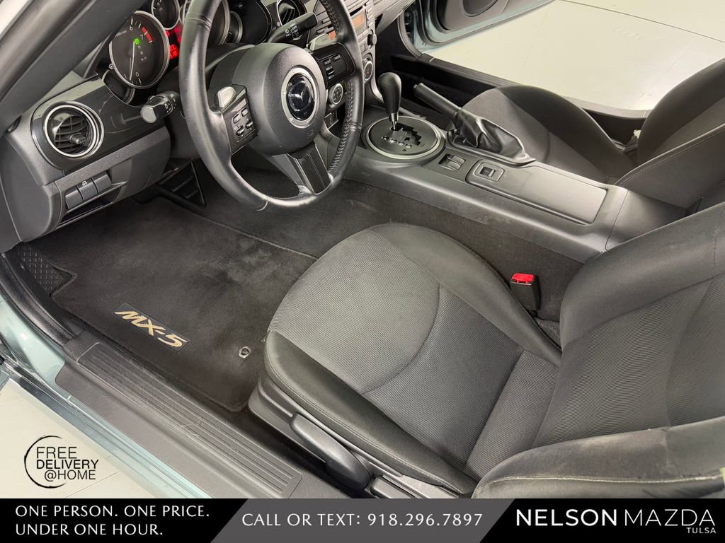 Used 2013 MAZDA MX-5 Miata Sport image 22