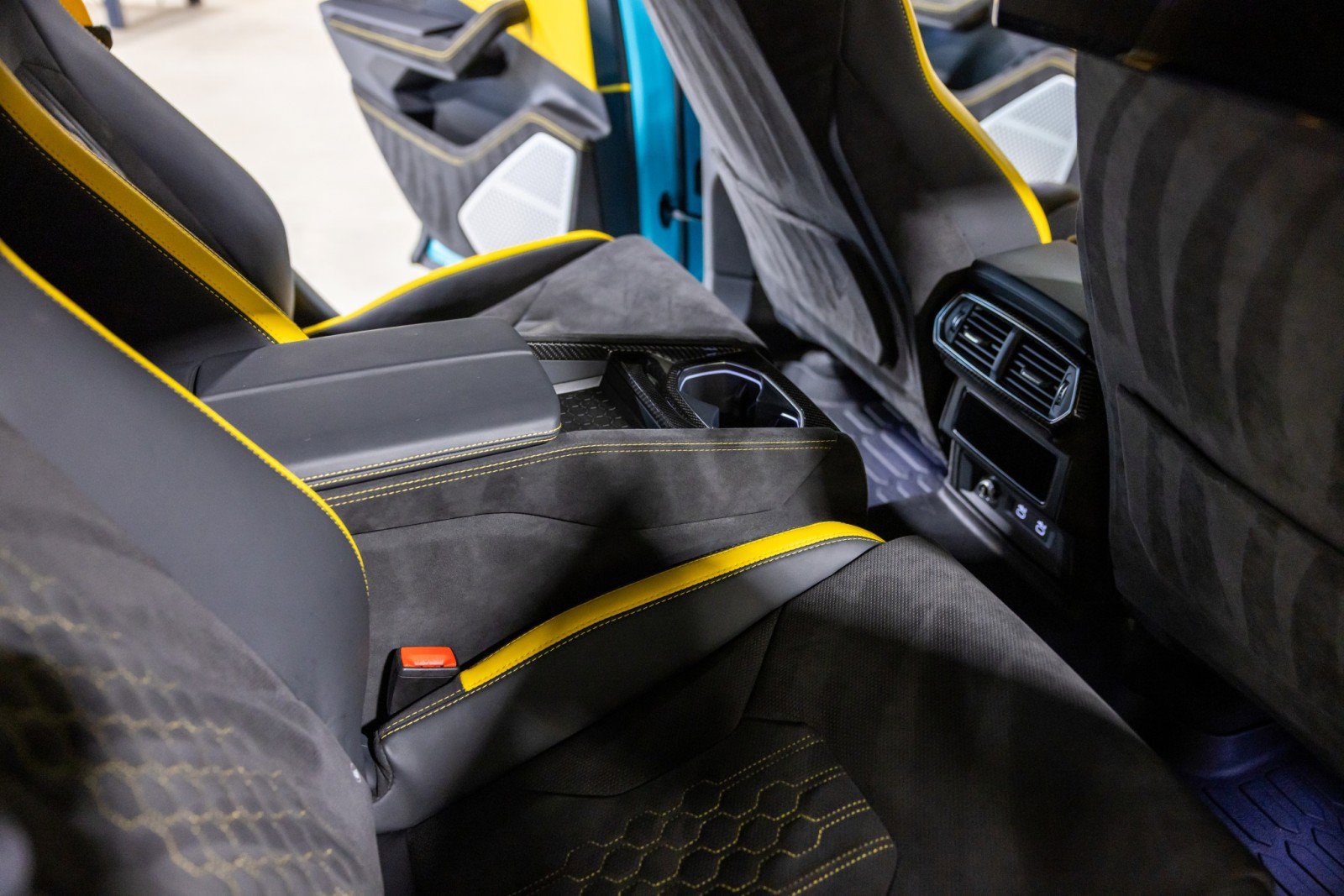 Used 2024 Lamborghini Urus S image 35