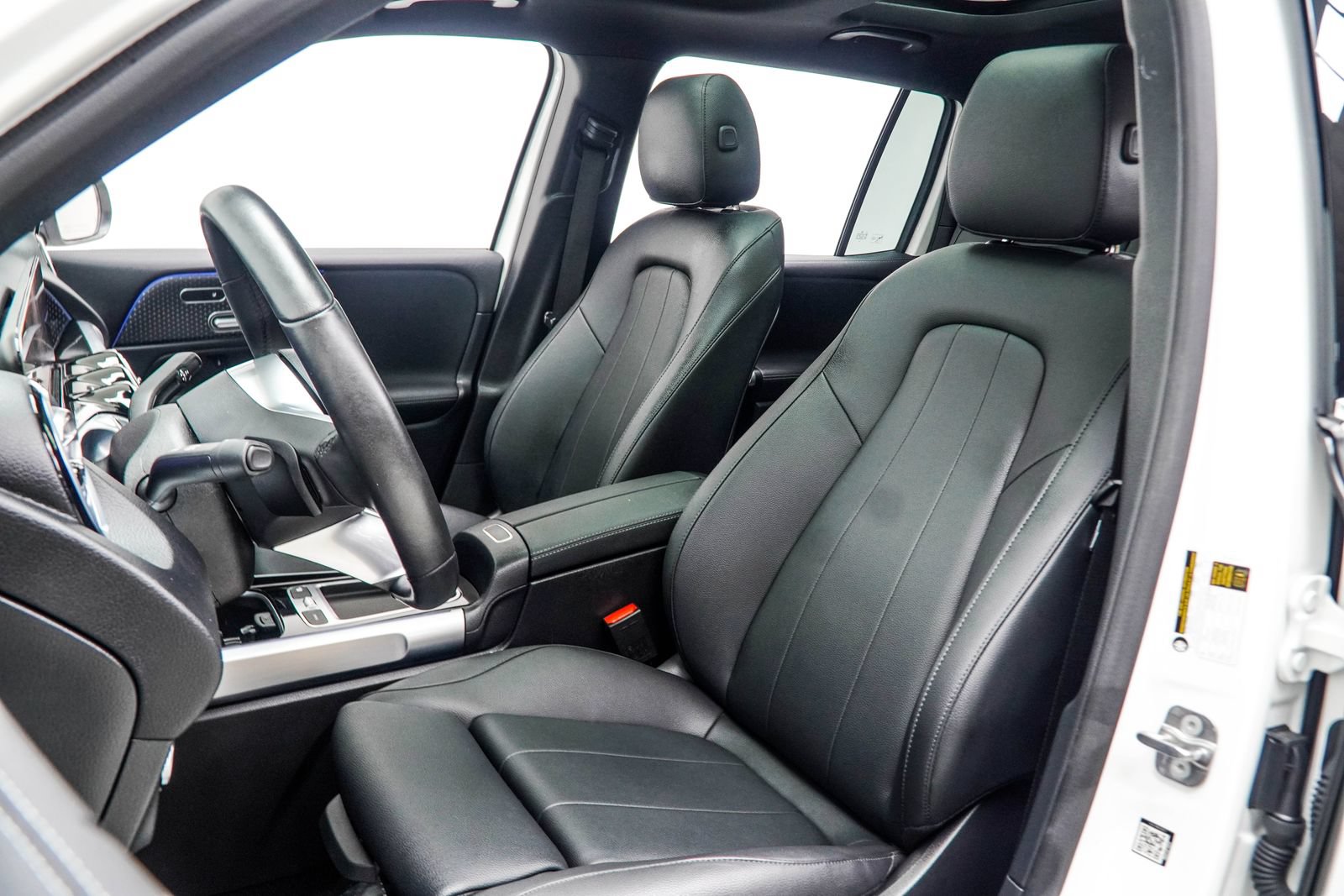 Used 2024 Mercedes-Benz EQB 350 4MATIC SUV w/ Winter Package image 37
