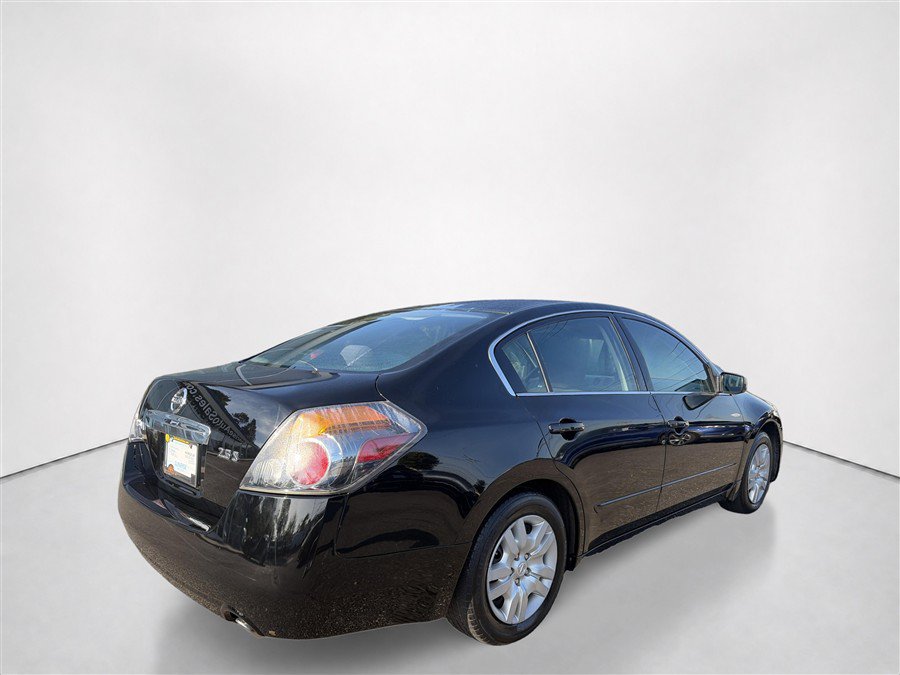 Used 2011 Nissan Altima 2.5 S FWD image 7