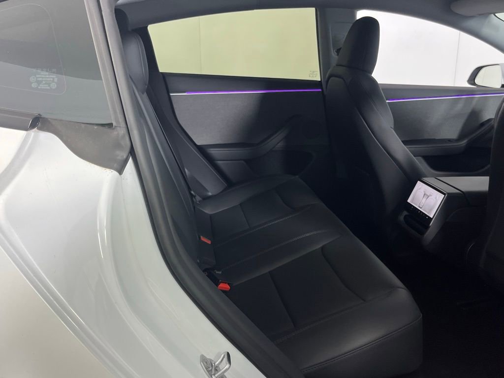 Used 2025 Tesla Model 3 Long Range image 29