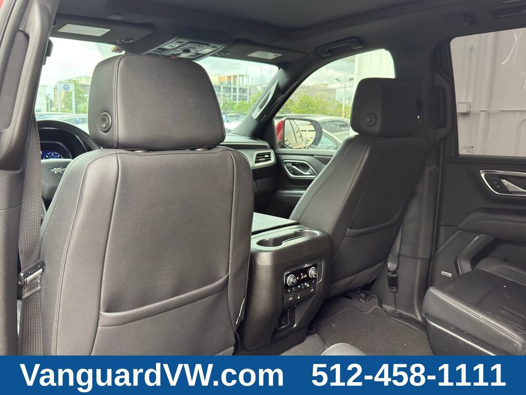 Used 2023 Chevrolet Tahoe Z71 w/ Luxury Package AWD/4WD image 35