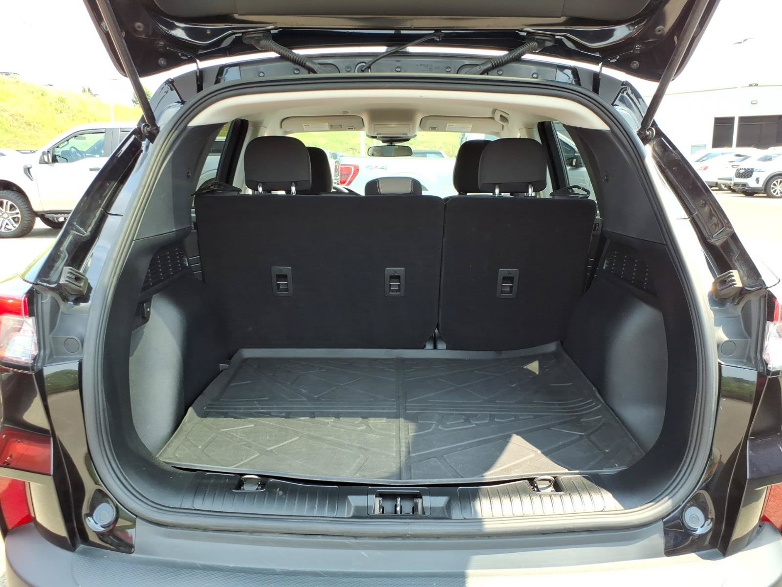 Certified 2022 Ford Escape SE AWD/4WD image 7