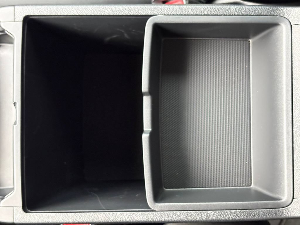 Certified 2022 Kia Sorento S FWD image 31