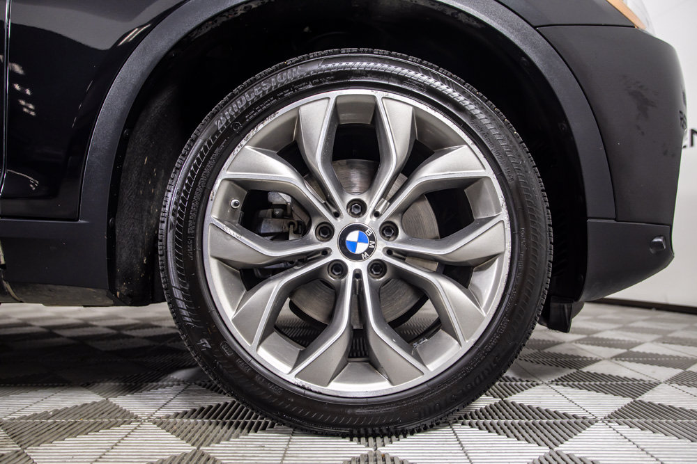 Used 2017 BMW X4 xDrive28i AWD/4WD image 40