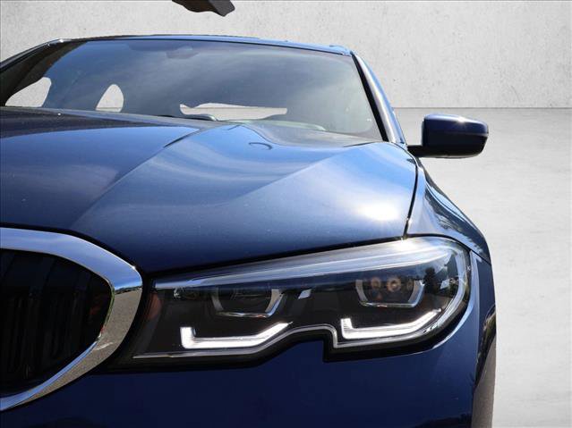 Used 2022 BMW 330i xDrive Sedan w/ Premium Package 2 AWD/4WD image 2