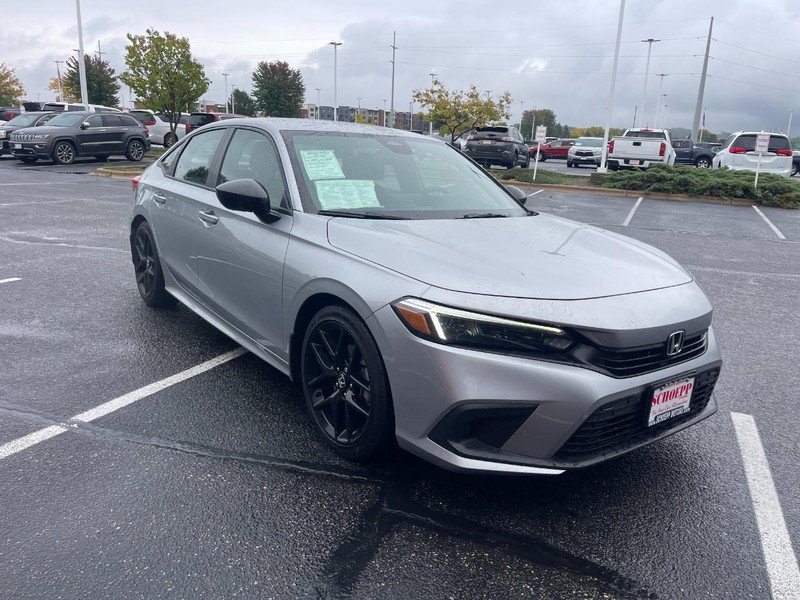 Used 2024 Honda Civic Sport image 2
