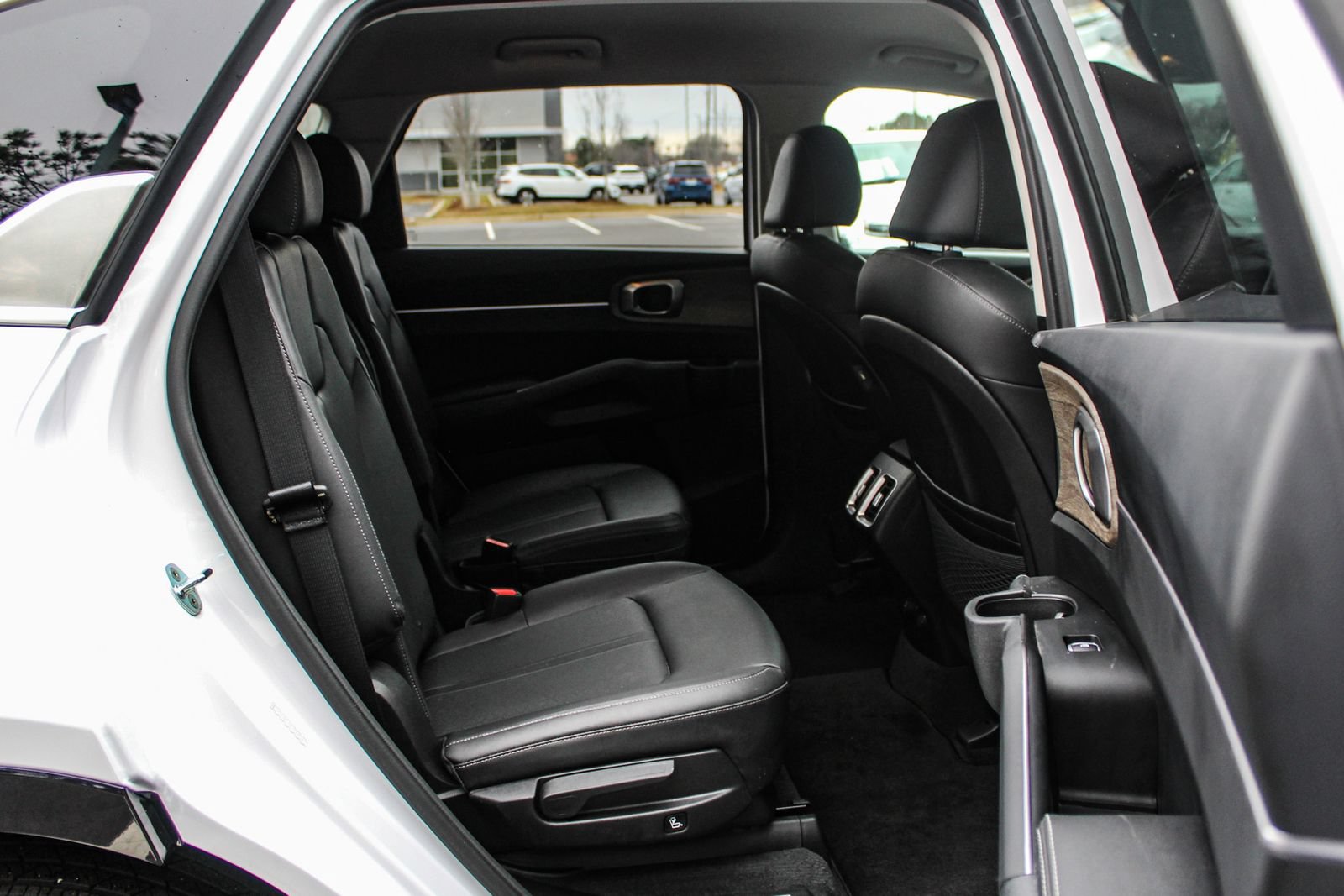 Used 2023 Kia Sorento EX FWD image 18