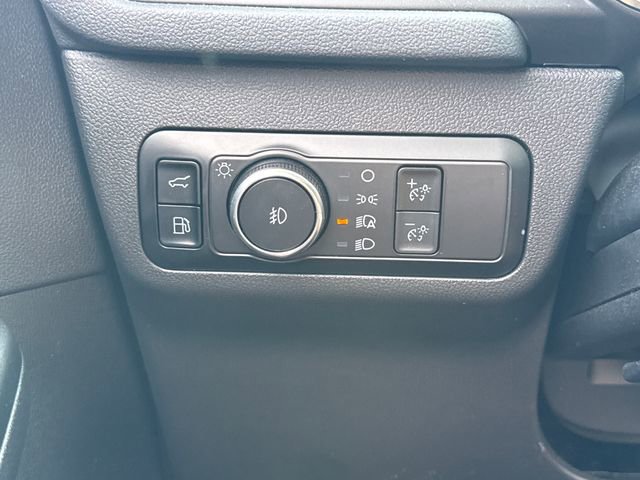 Used 2024 Ford Escape Platinum AWD/4WD image 35