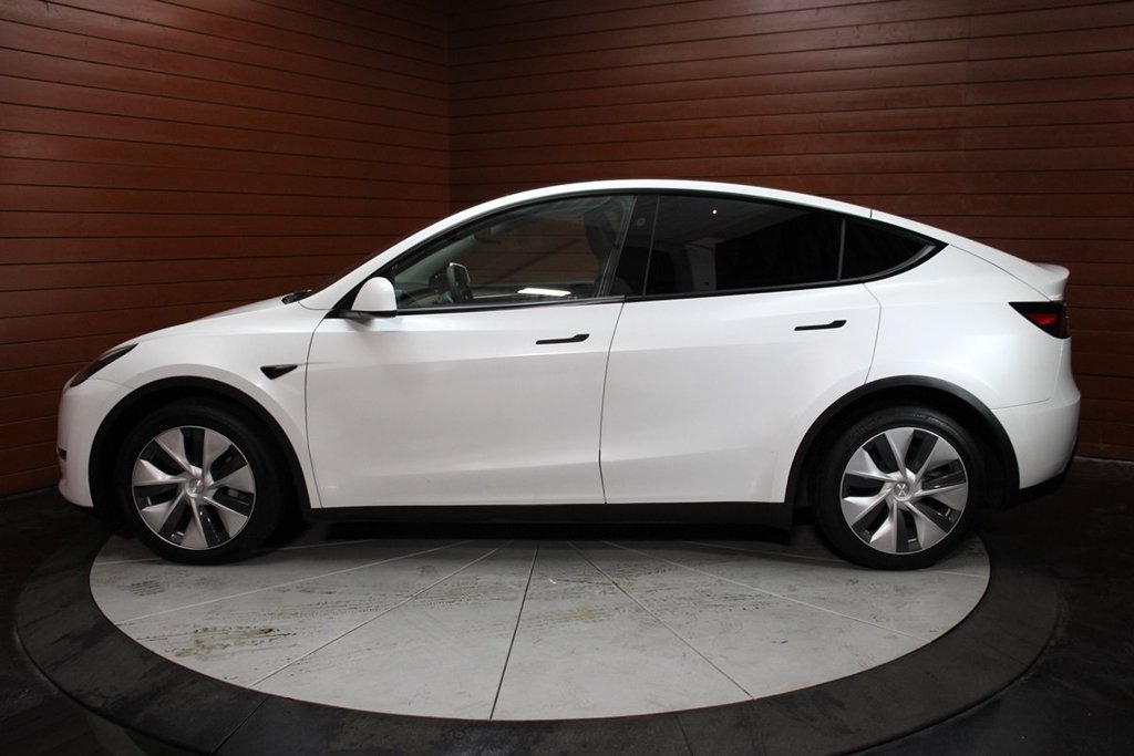 Used 2023 Tesla Model Y Long Range AWD/4WD image 6