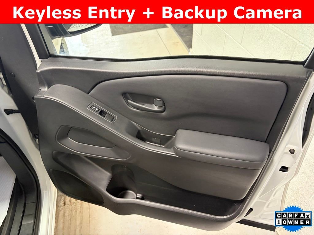 Used 2022 Nissan Frontier S image 16