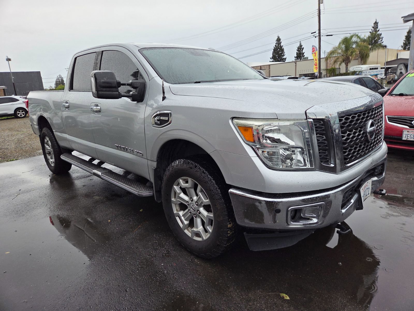 Used 2016 Nissan Titan SV RWD image 5