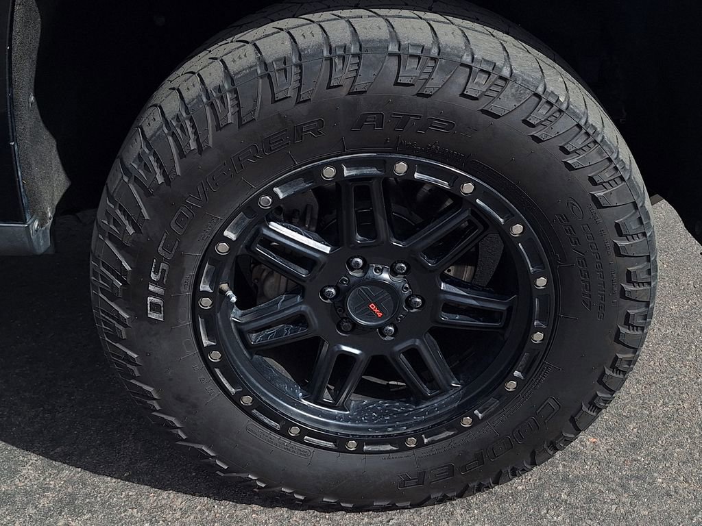 Used 2015 Chevrolet Colorado Z71 w/ LPO, Gearon Bar Package image 30