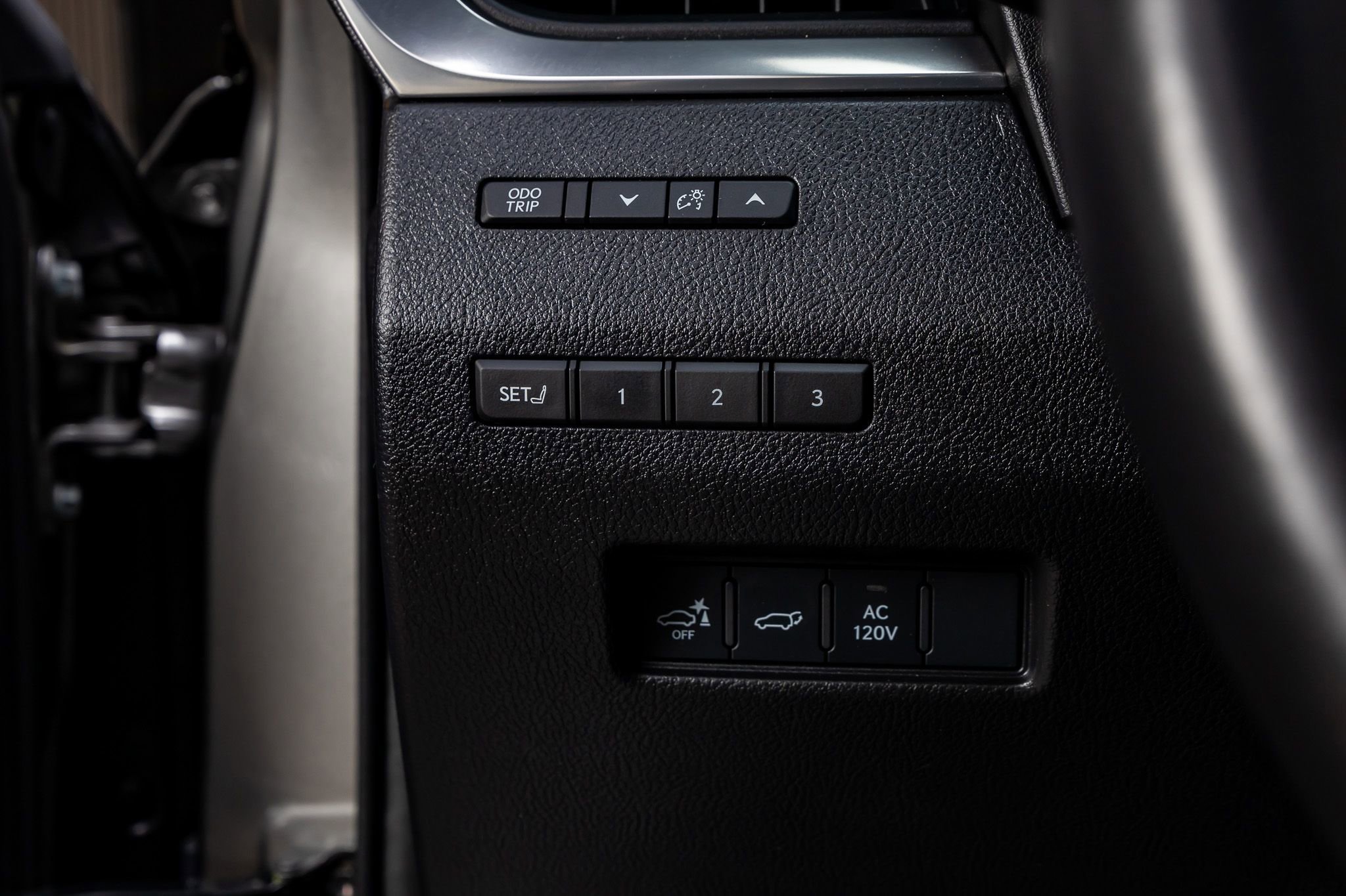 Used 2024 Lexus GX 550 w/ Accessory Package (Z1) AWD/4WD image 22