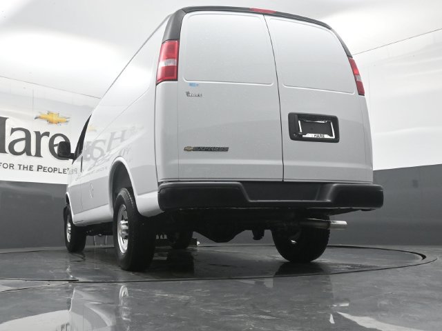 New 2027 Chevrolet Express 2500 w/ Driver Convenience Package RWD image 33