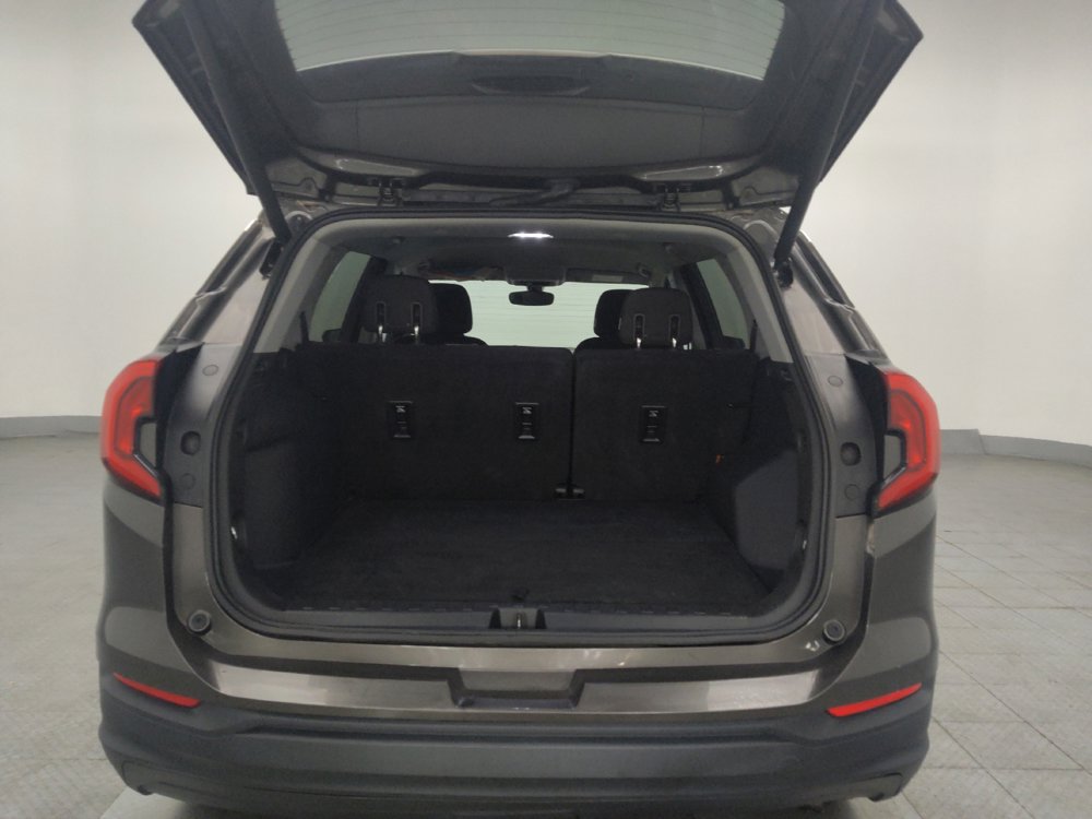 Used 2019 GMC Terrain SLE w/ Driver Convenience Package FWD image 29