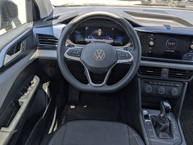 Used 2022 Volkswagen Taos SE FWD image 16