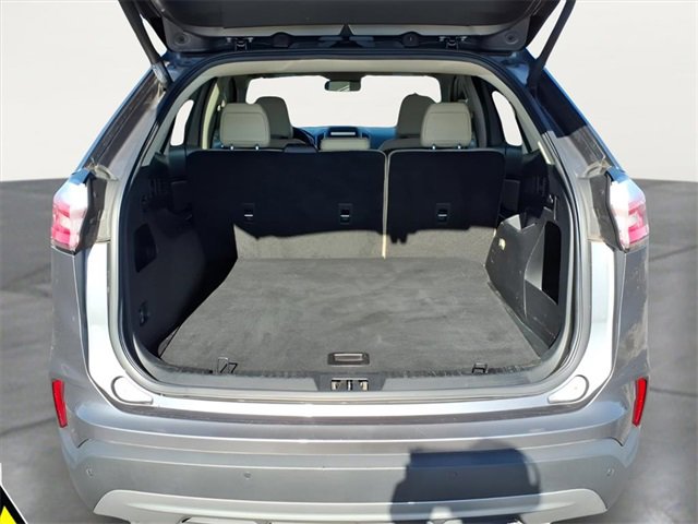 Used 2021 Ford Edge SEL w/ Convenience Package image 23
