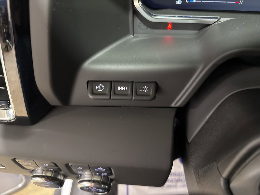 New 2025 GMC Sierra 3500 Denali w/ Denali Reserve Package image 22