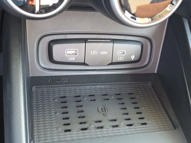 Certified 2026 Hyundai Venue SEL FWD image 15